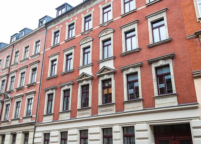 Apartment Grosse In Zentrum Mit Kleinem Garten By Interhome